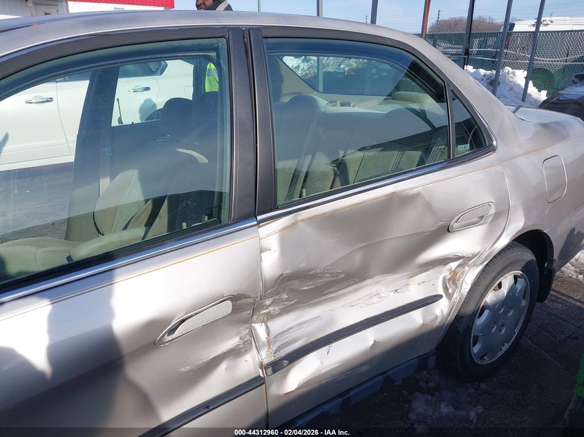 1999 Honda Accord Lx VIN: 1HGCG6651XA164118 Lot: 44312960