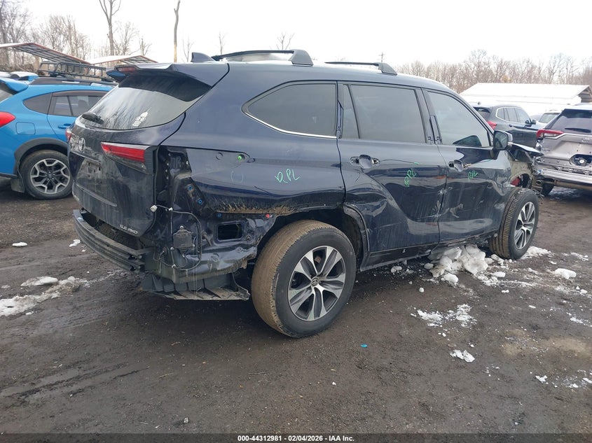 2020 Toyota Highlander Xle
