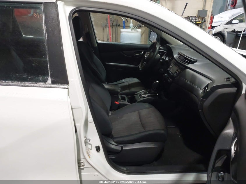 2017 Nissan Rogue S/Sl/Sv