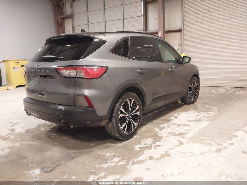 2021 Ford Escape Se