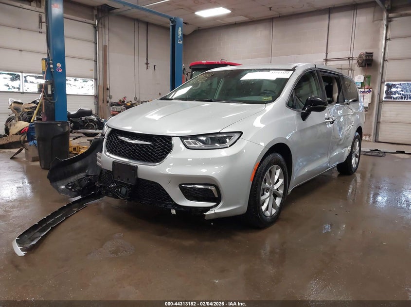 2024 Chrysler Pacifica Touring L Awd