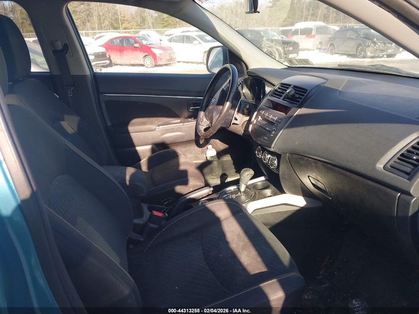 2013 Mitsubishi Outlander Sport Se