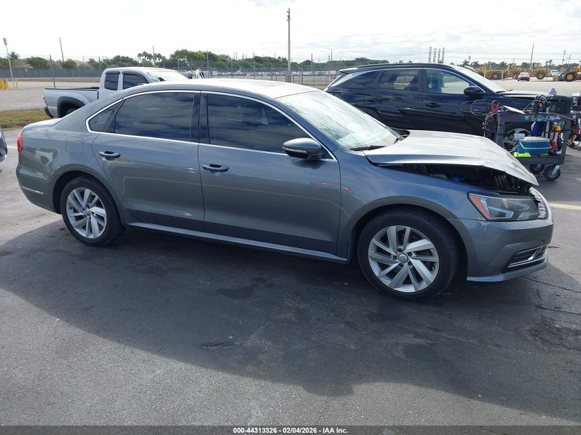 VOLKSWAGEN PASSAT 2.0T SE