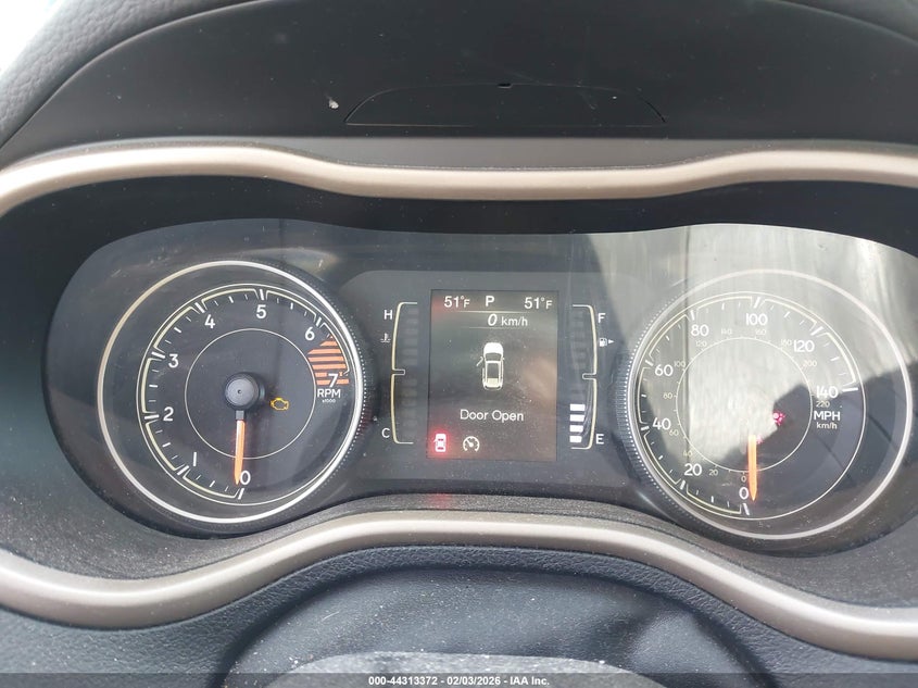 2018 Jeep Cherokee Latitude Fwd VIN: 1C4PJLCB4JD611976 Lot: 44313372