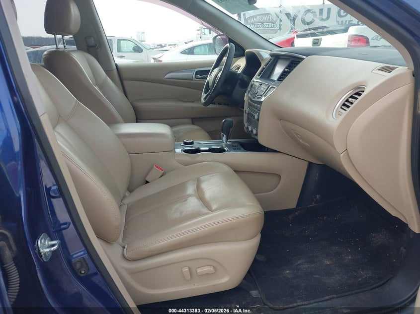 2019 Nissan Pathfinder Sl