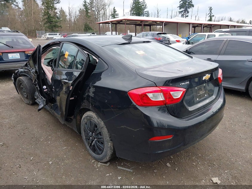 2017 CHEVROLET CRUZE auction photo 3