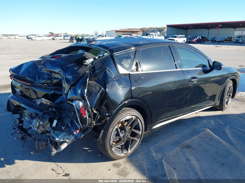 2025 KIA K4 auction photo 4