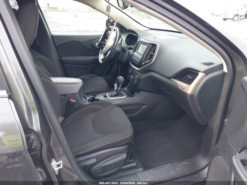 2016 Jeep Cherokee Latitude