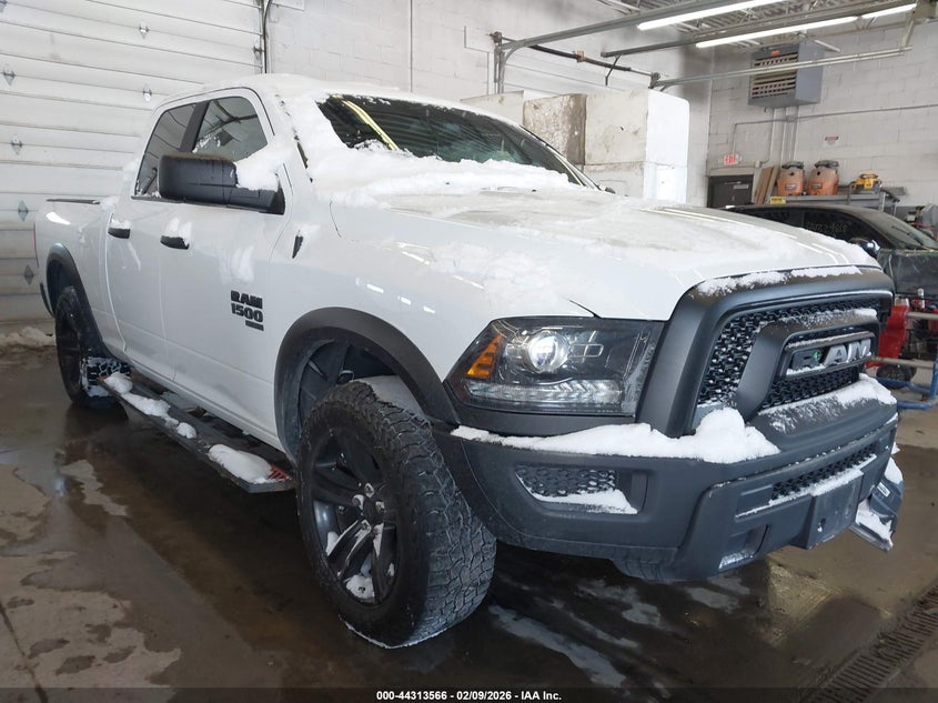 2022 Ram 1500 Classic Warlock 4X4 6'4 Box