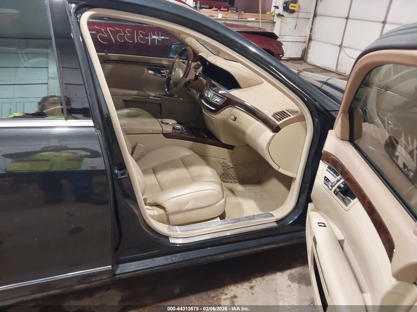 2013 Mercedes-Benz S 550 4Matic