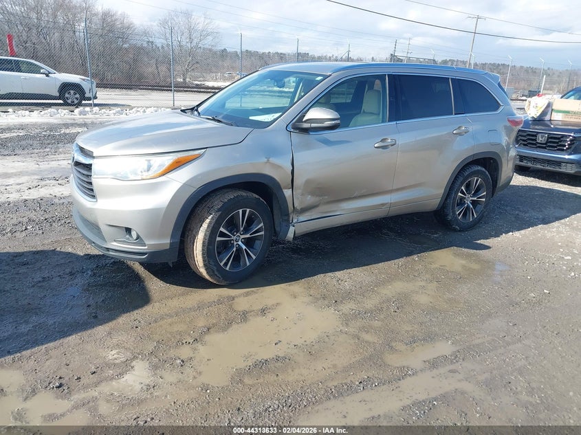 2016 Toyota Highlander Xle V6