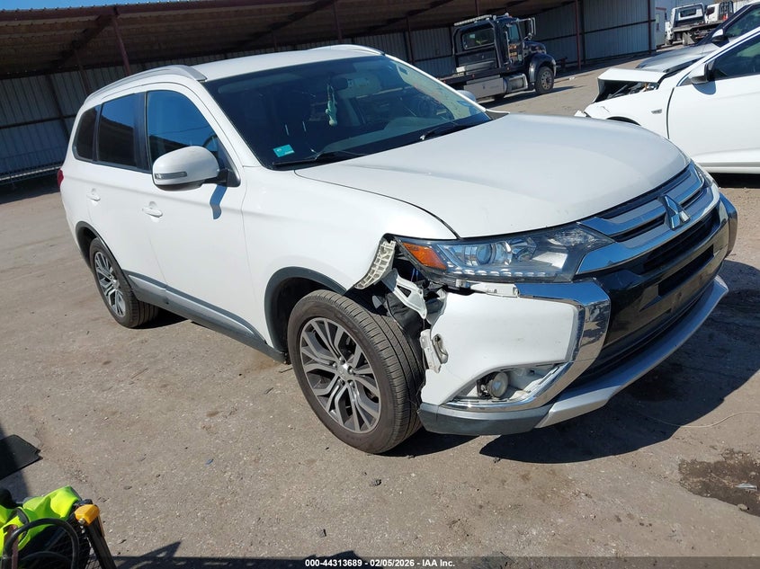 2016 Mitsubishi Outlander Se