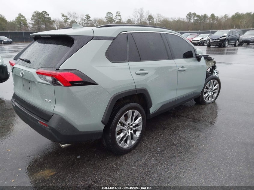 2023 Toyota Rav4 Xle Premium