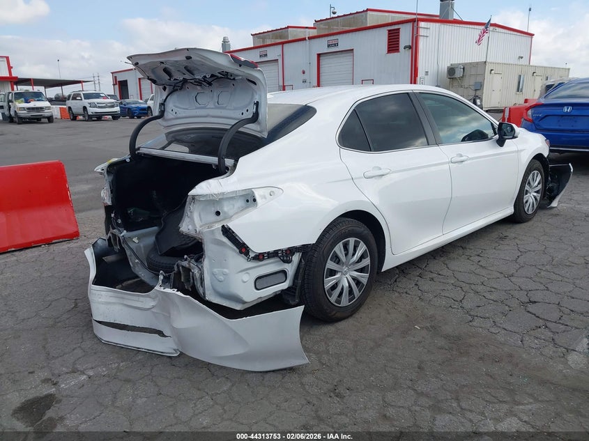 2019 Toyota Camry Hybrid Le