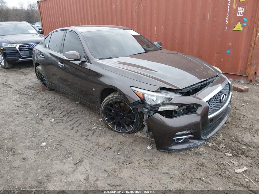 2015 Infiniti Q50 Premium