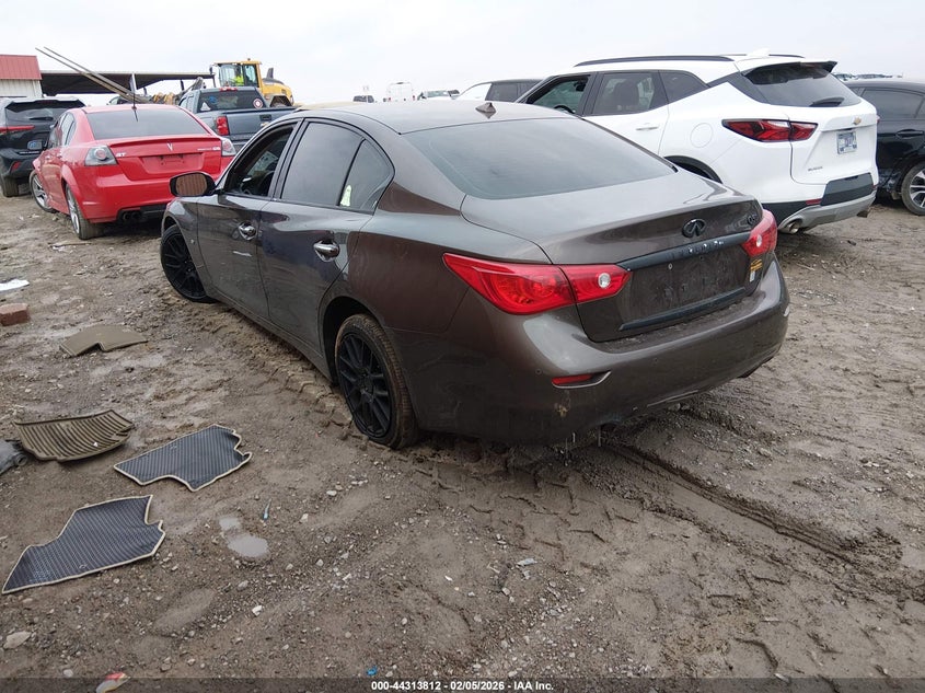 2015 Infiniti Q50 Premium
