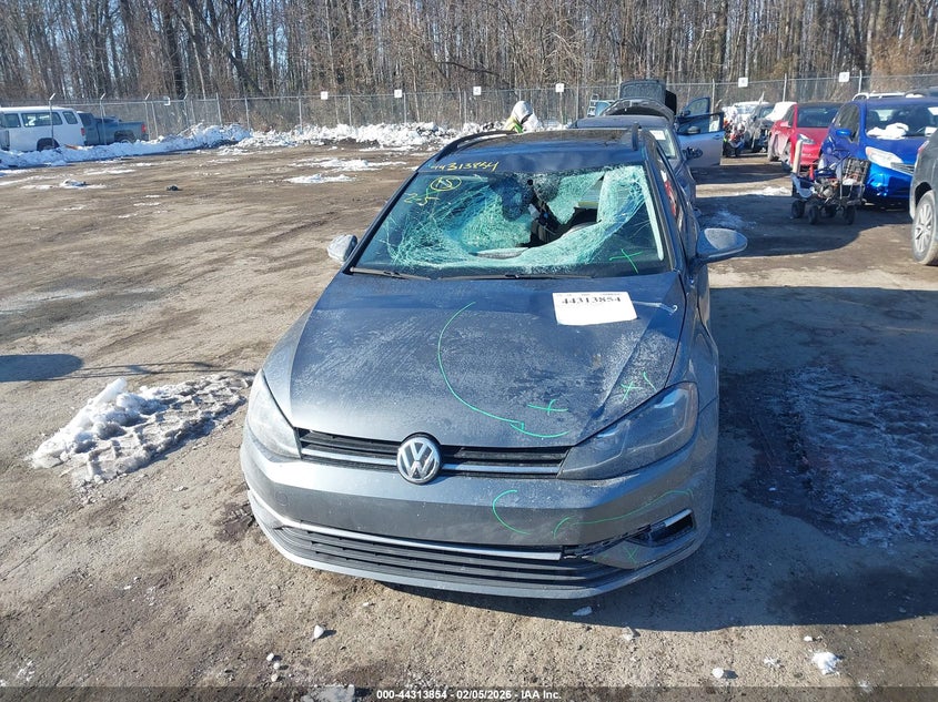 2019 Volkswagen Golf Sportwagen 1.4T S/1.4T Se VIN: 3VWY57AU0KM508318 Lot: 44313854
