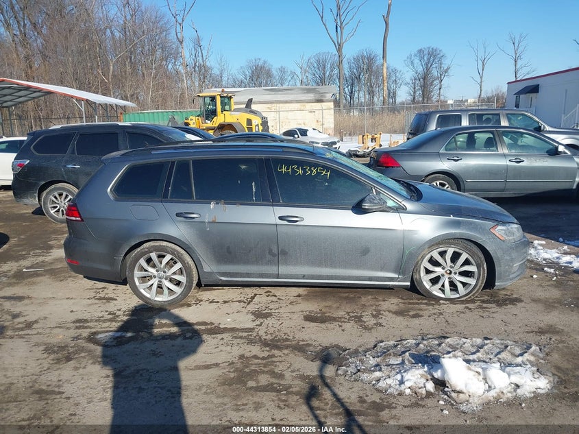 2019 Volkswagen Golf Sportwagen 1.4T S/1.4T Se VIN: 3VWY57AU0KM508318 Lot: 44313854