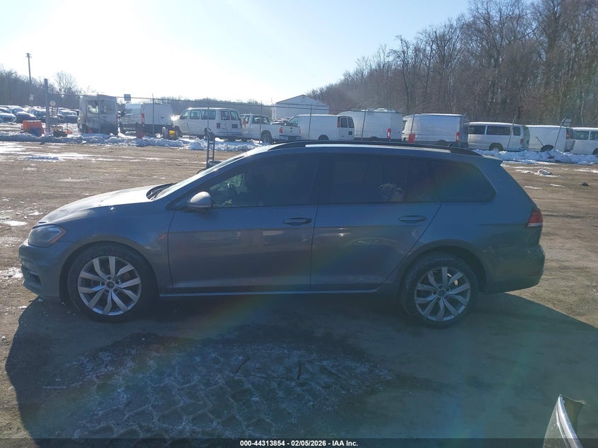 2019 Volkswagen Golf Sportwagen 1.4T S/1.4T Se VIN: 3VWY57AU0KM508318 Lot: 44313854