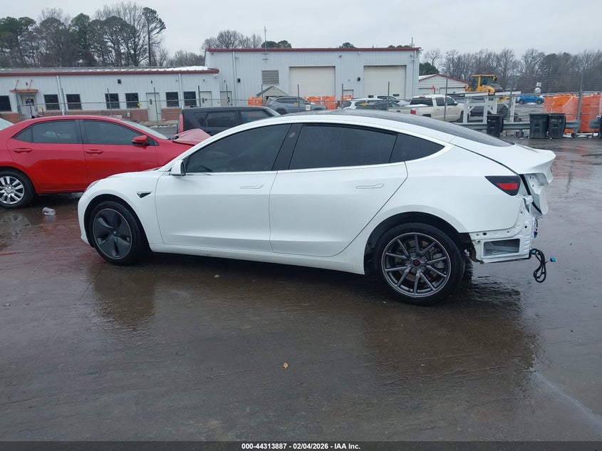 2019 Tesla Model 3 Long Range Mid Range Standard Range Standard Range Plus white Lot 111044313887 Vin 5YJ3E1EA8KF426500