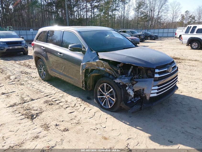 2018 Toyota Highlander Xle