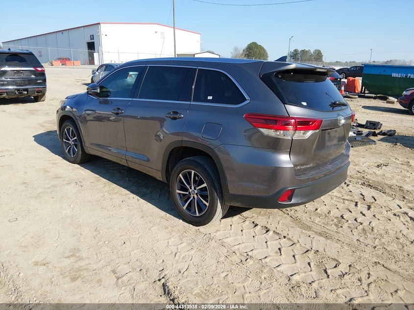 2018 Toyota Highlander Xle
