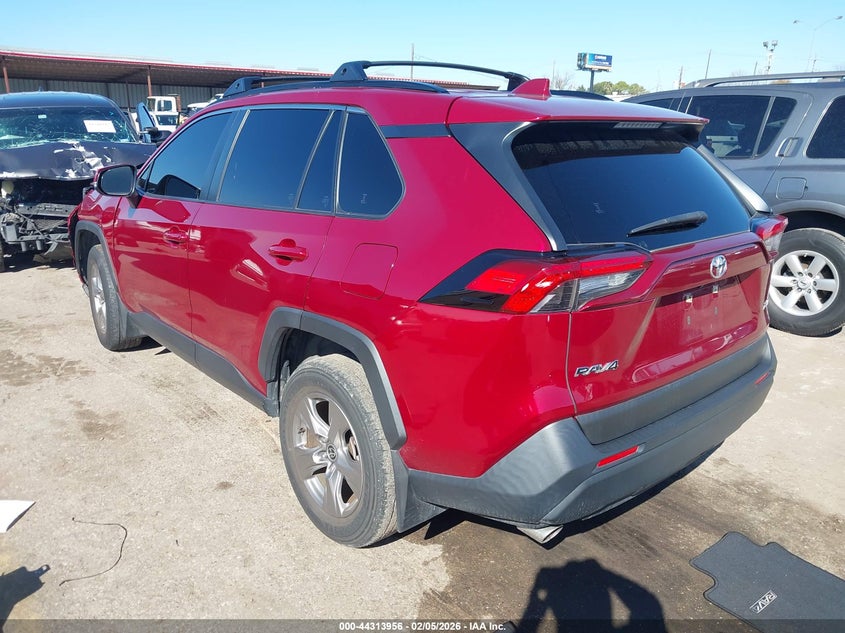 2023 Toyota Rav4 Xle #3