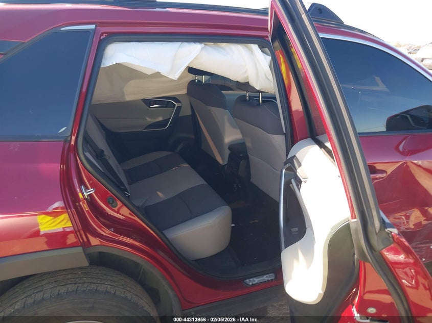 2023 Toyota Rav4 Xle #8