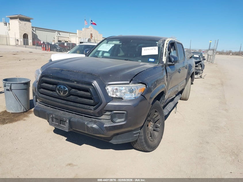 2022 Toyota Tacoma Sr