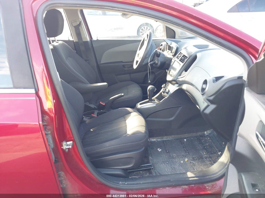 2015 Chevrolet Sonic Lt Auto