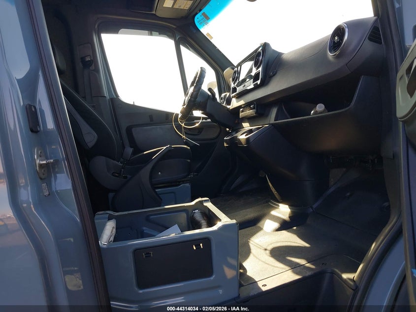 2022 Mercedes-Benz Sprinter 2500 High Roof I4 Diesel