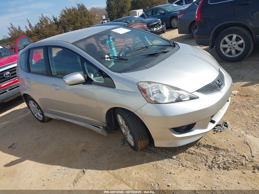 JHMGE8H59BC027647 HONDA FIT Photo 1