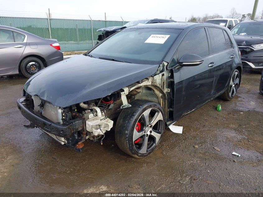 2015 Volkswagen Golf Gti 2.0T Se W/Performance Package 4-Door