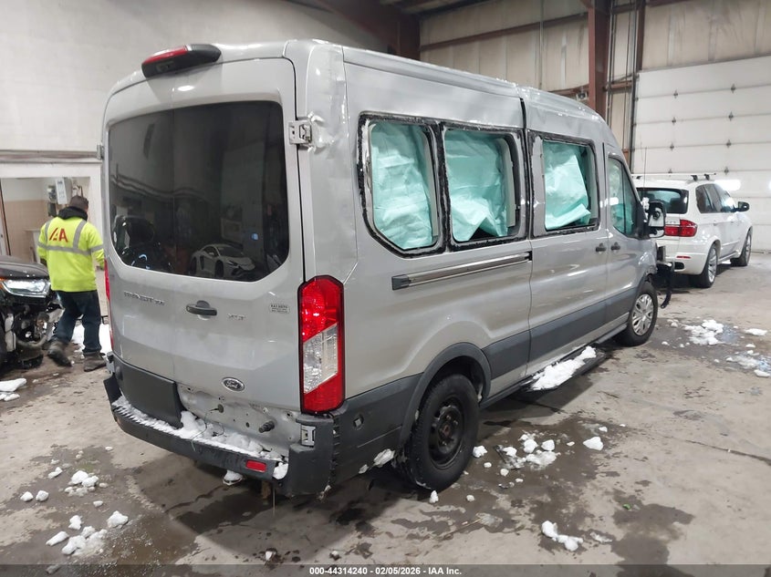 2020 Ford Transit-350 Passenger Van Xlt