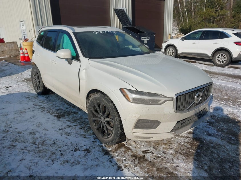 2018 VOLVO XC60 T6 MOMENTUM