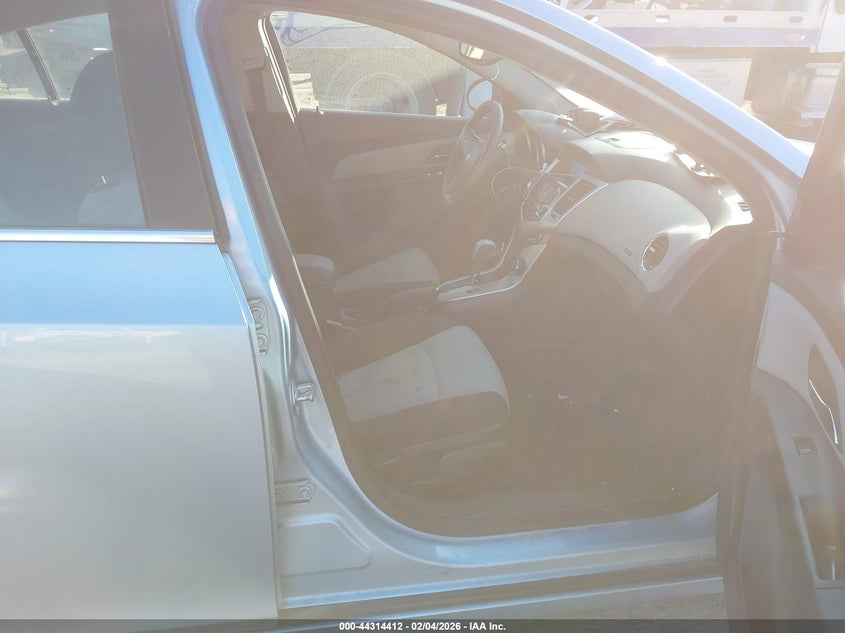 2011 Chevrolet Cruze Ls