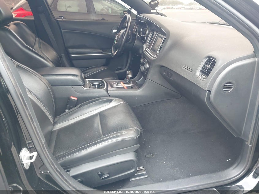 2020 Dodge Charger Sxt Rwd