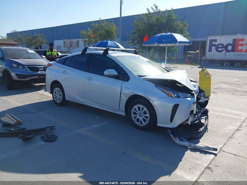 2022 Toyota Prius L