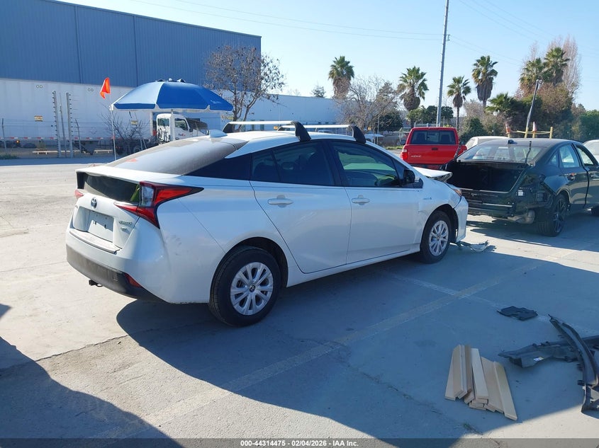 2022 Toyota Prius L