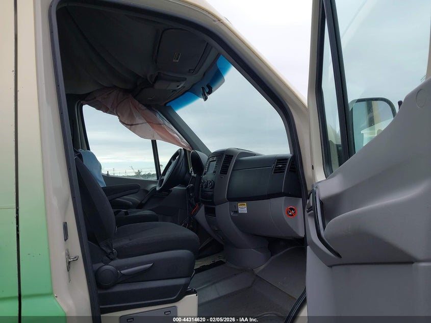 2016 Mercedes-Benz Sprinter 2500 Normal Roof