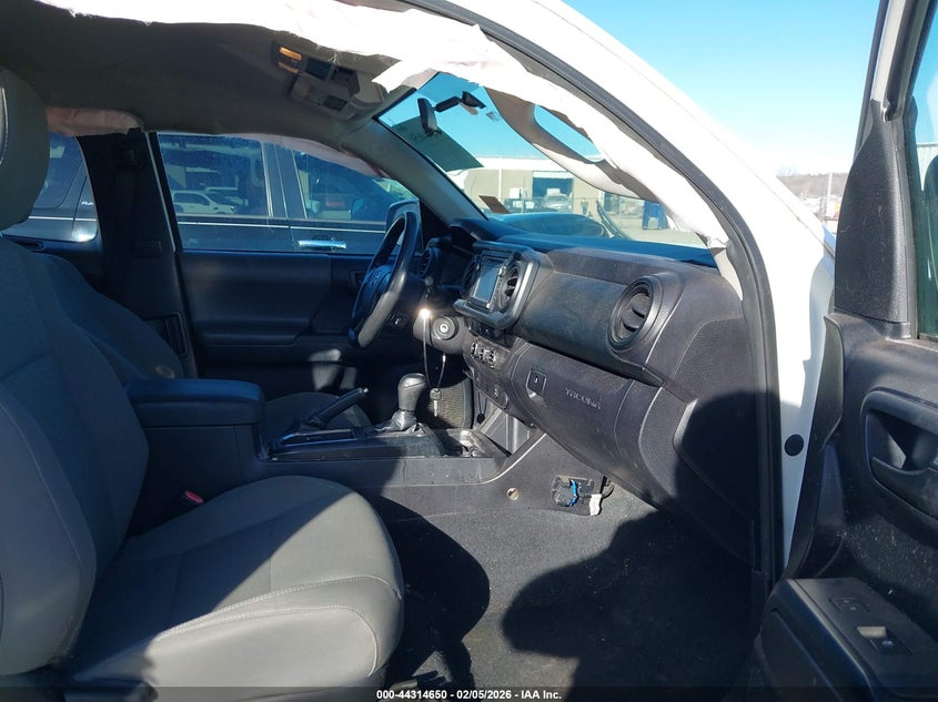 2016 Toyota Tacoma Sr