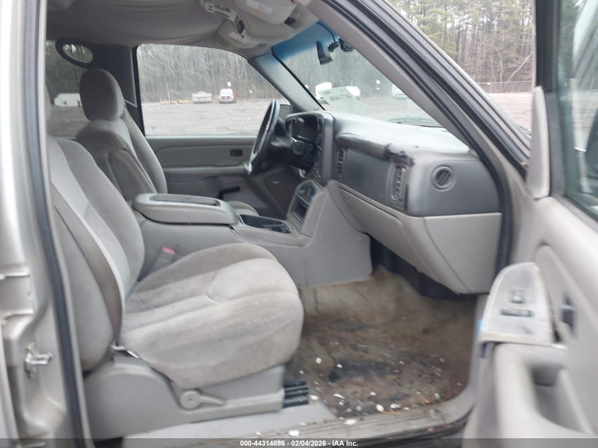 2004 Chevrolet Suburban 1500 Ls