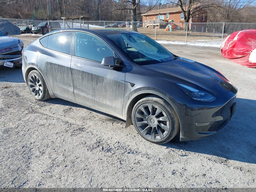 2024 Tesla Model Y Long Range Dual Motor All-Wheel Drive