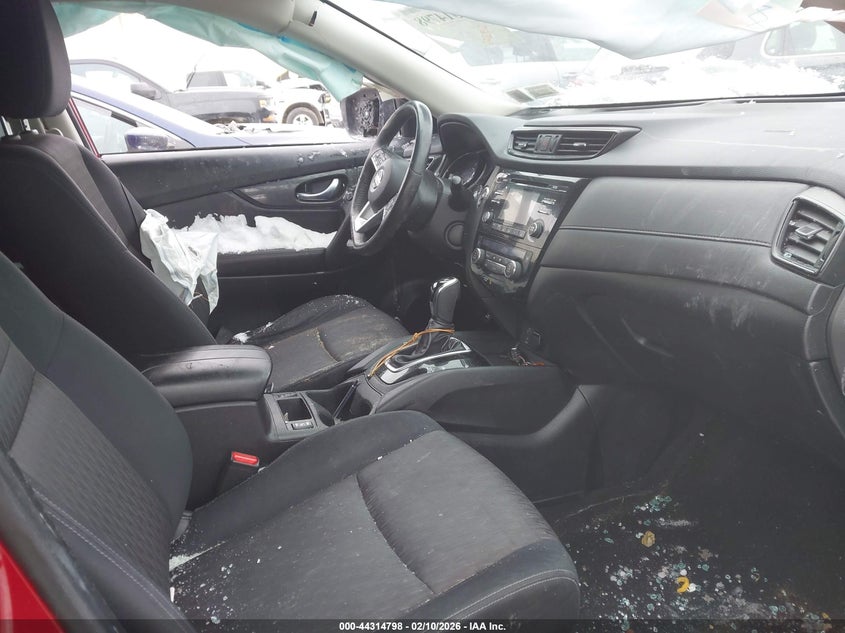 2017 Nissan Rogue Sv