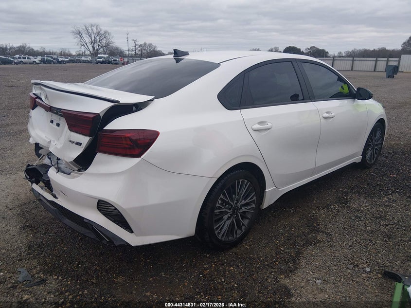 2024 Kia Forte Gt-Line