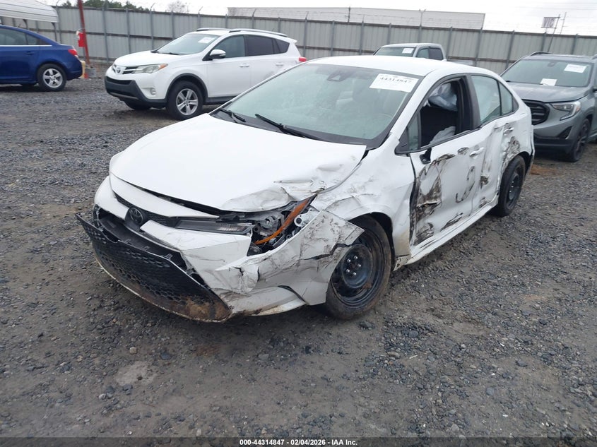 2022 Toyota Corolla Le 5YFEPMAE9NP369813 photo 1