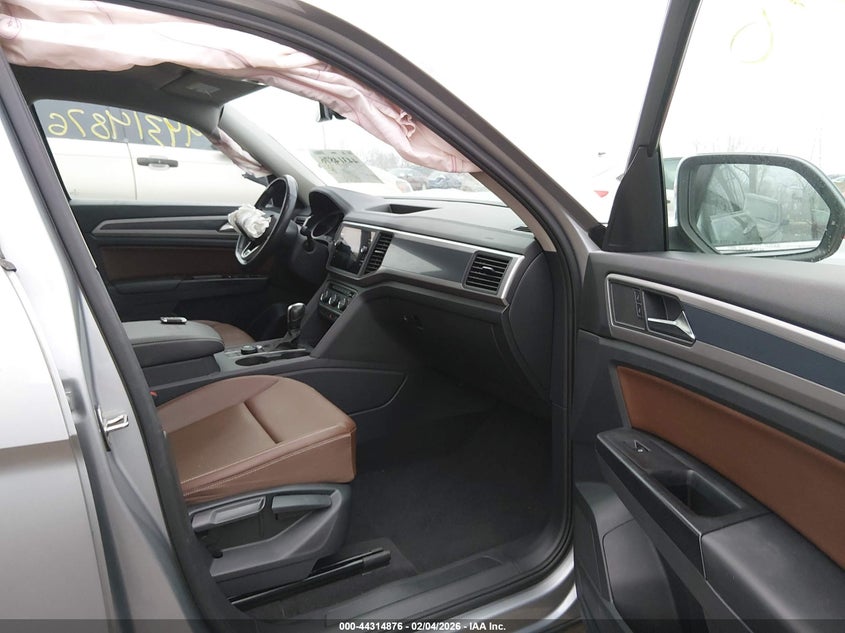 2021 Volkswagen Atlas 3.6L V6 Se W/Technology R-Line