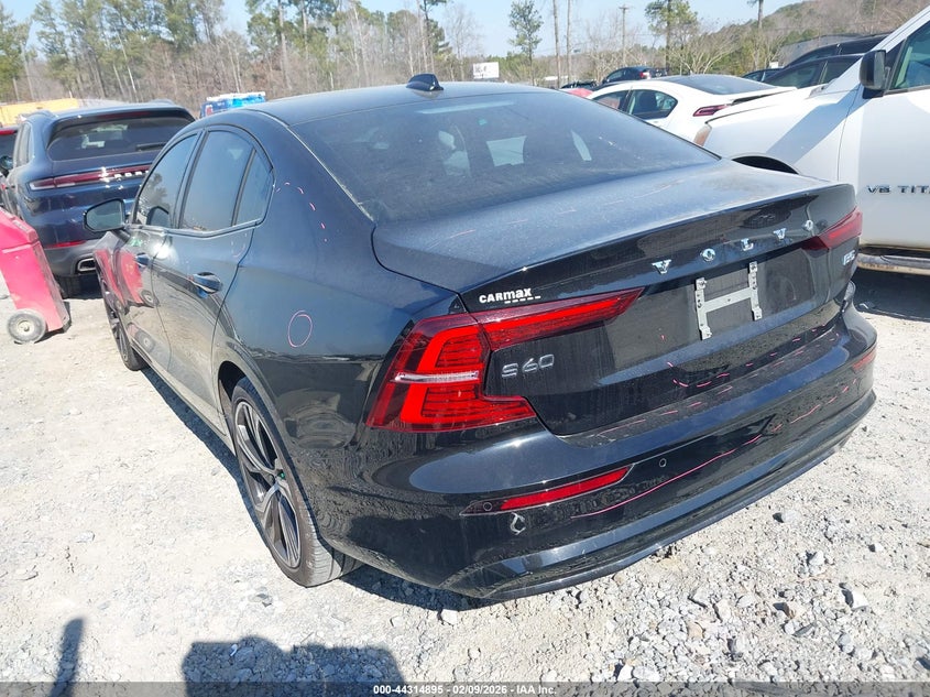 2024 Volvo S60 B5 Core Dark Theme