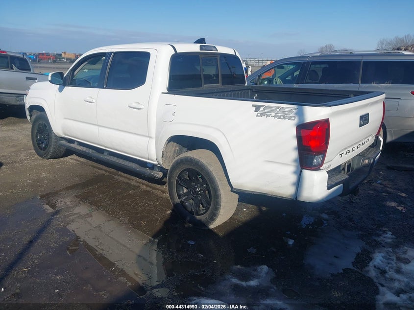 2022 Toyota Tacoma Sr