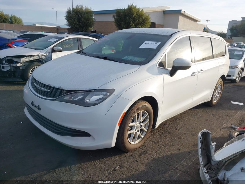 2017 Chrysler Pacifica Touring 2C4RC1DG1HR642921 photo 1